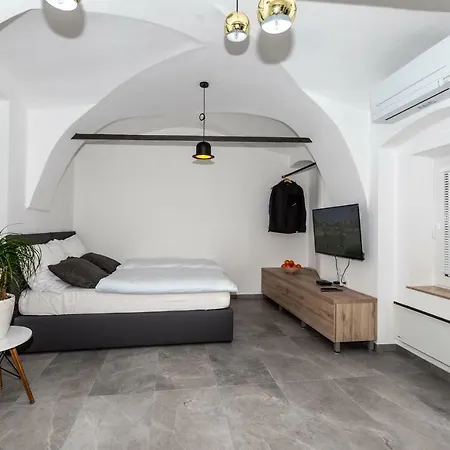 Le Petit Chateau De * Ljubljana